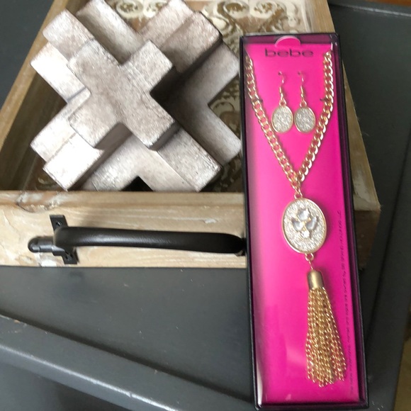 Bebe Necklace Set NWT - Picture 8 of 8